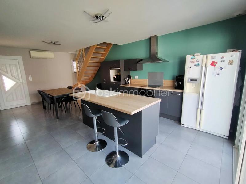 Maison - 90 m² - 4 pièces