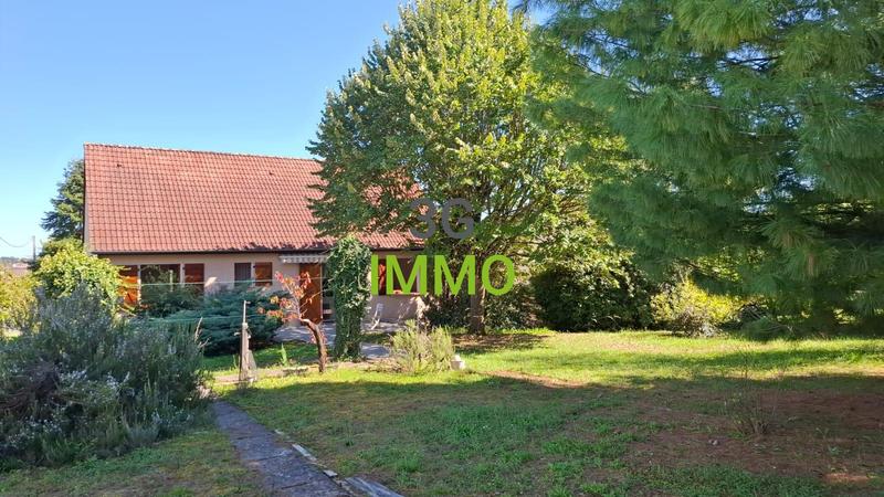 Maison traditionnelle - 102 m² - 5 pièces