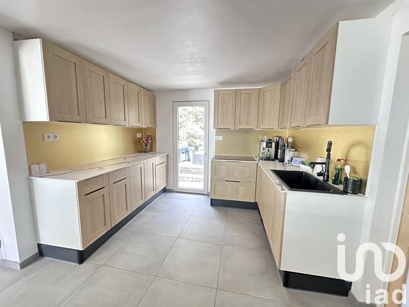 Maison - 140 m² - 6 pièces