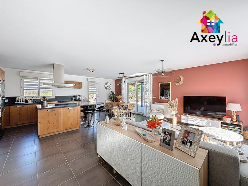 Maison - 117 m² - 6 pièces