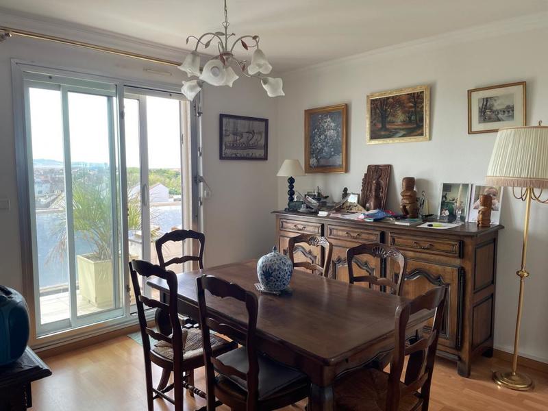 Appartement - 98 m² - 3 pièces