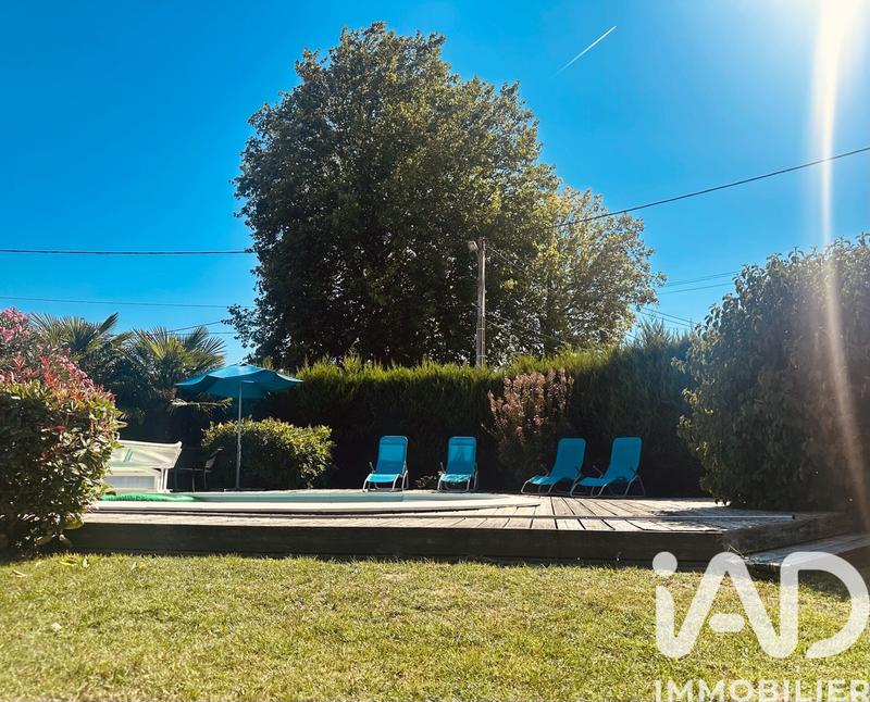 Maison - 203 m² - 7 pièces