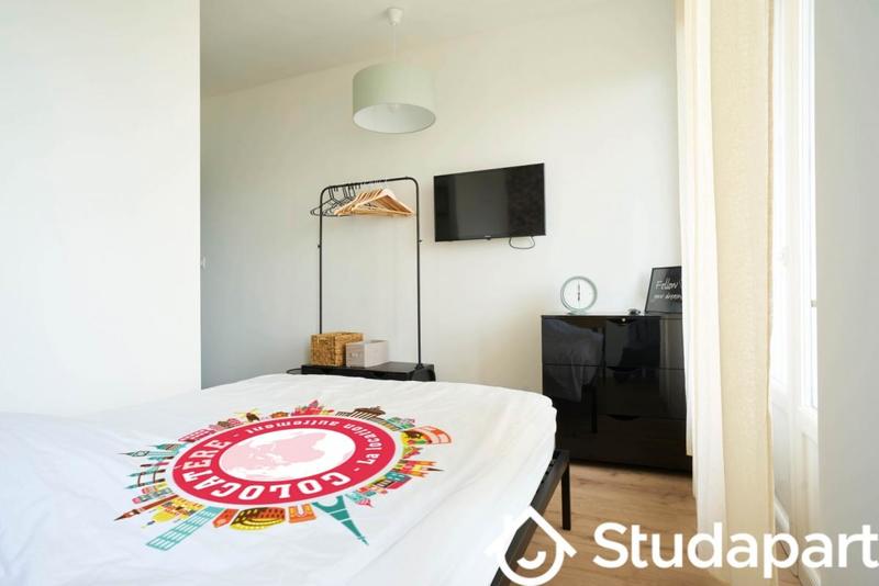 Chambre - 9 m² - 1 pièce