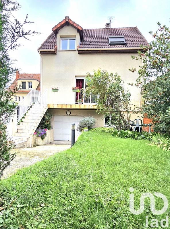 Maison - 85 m² - 5 pièces