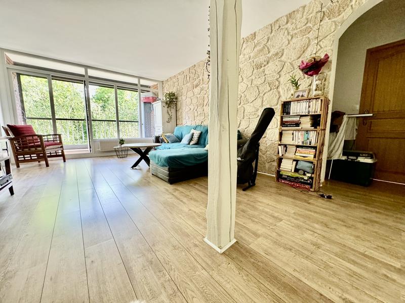 Appartement - 89 m² - 5 pièces