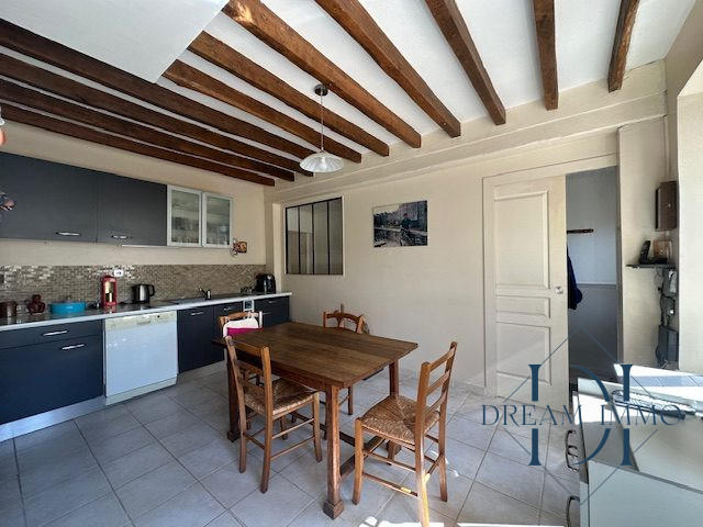 Maison - 150 m² - 5 pièces