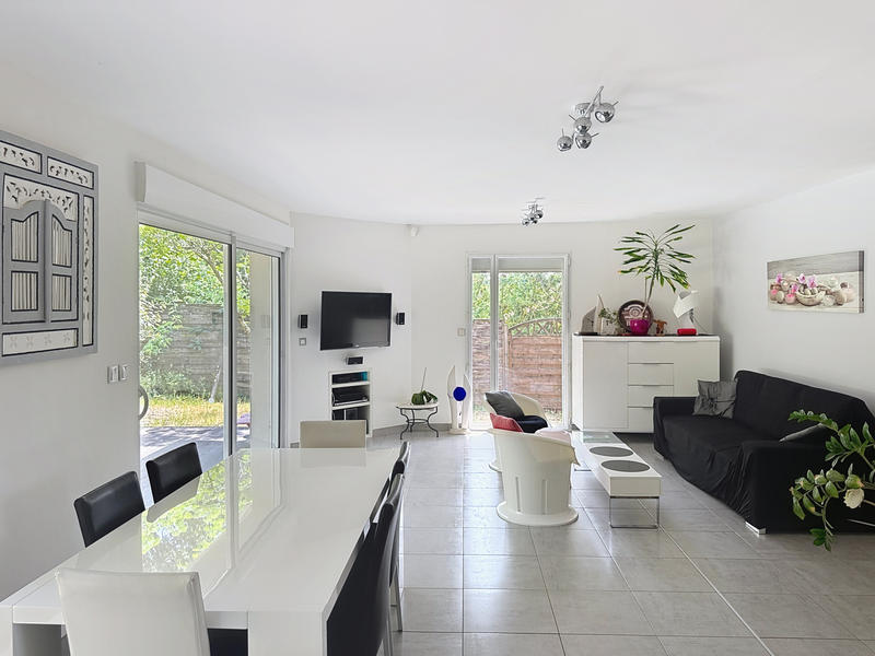 Maison - 130 m² - 6 pièces