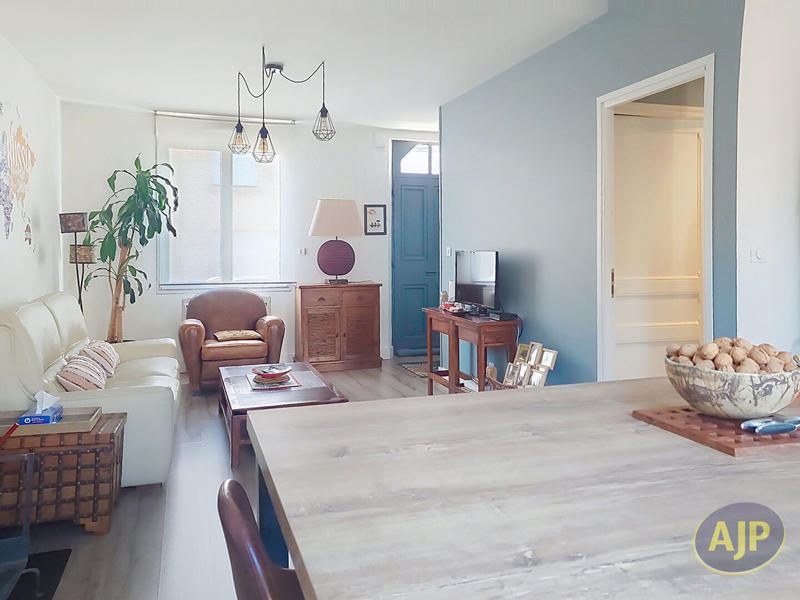 Maison - 82 m² - 3 pièces