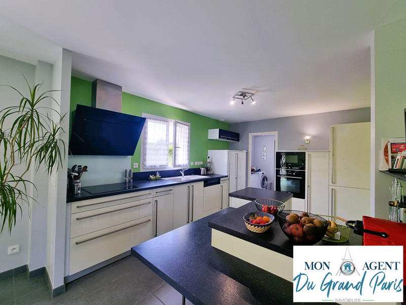 Maison - 146 m² - 6 pièces