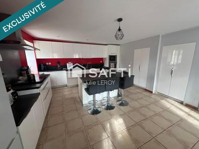 Maison - 111 m² - 5 pièces