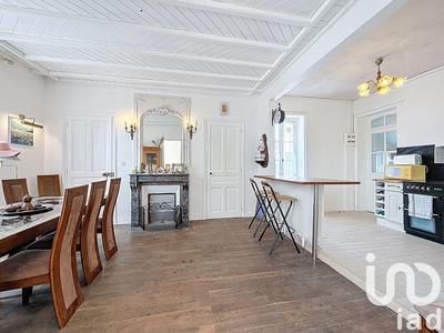 Maison - 120 m² - 6 pièces