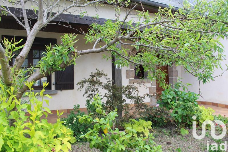 Maison - 232 m² - 10 pièces