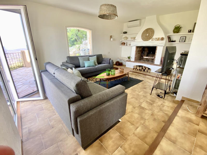 Maison - 145 m² - 4 pièces