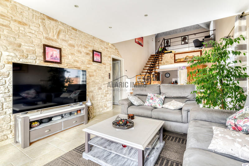 Villa - 144 m² - 5 pièces