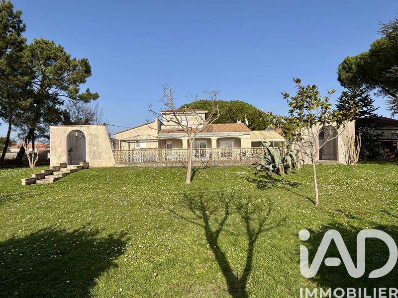 Maison - 189 m² - 7 pièces