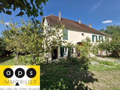 Maison - 220 m² - 10 pièces