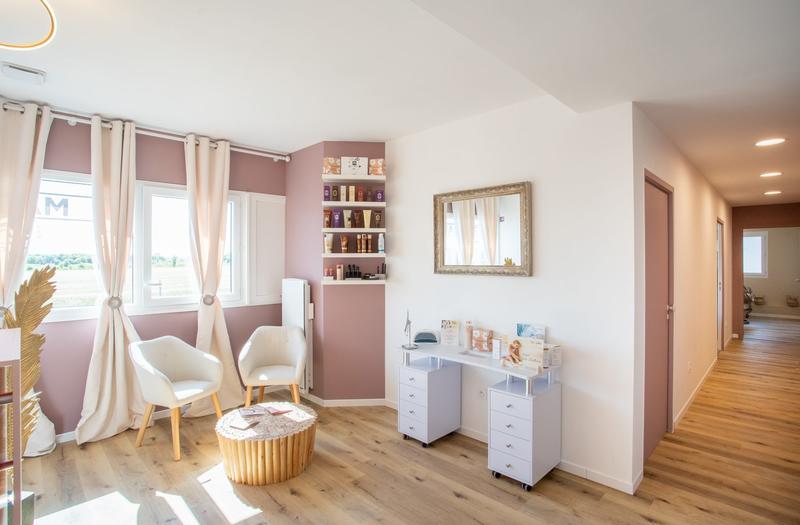 Local commercial - 90 m² - 4 pièces