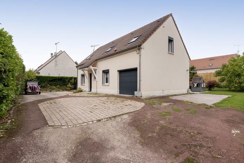 Maison - 127 m² - 6 pièces