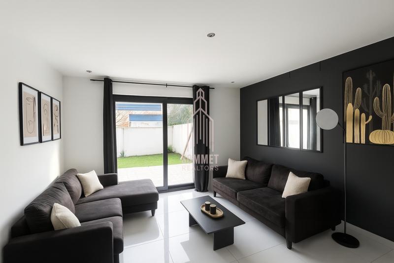 Appartement - 90 m² - 5 pièces