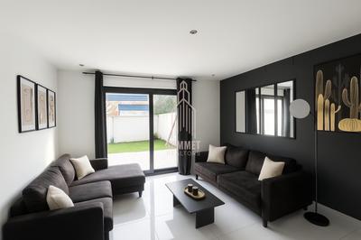 Appartement - 90 m² - 5 pièces