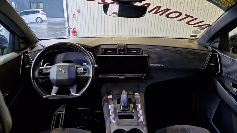 Ds Ds 7 Crossback Bluehdi 180 Eat8 Performance Line+