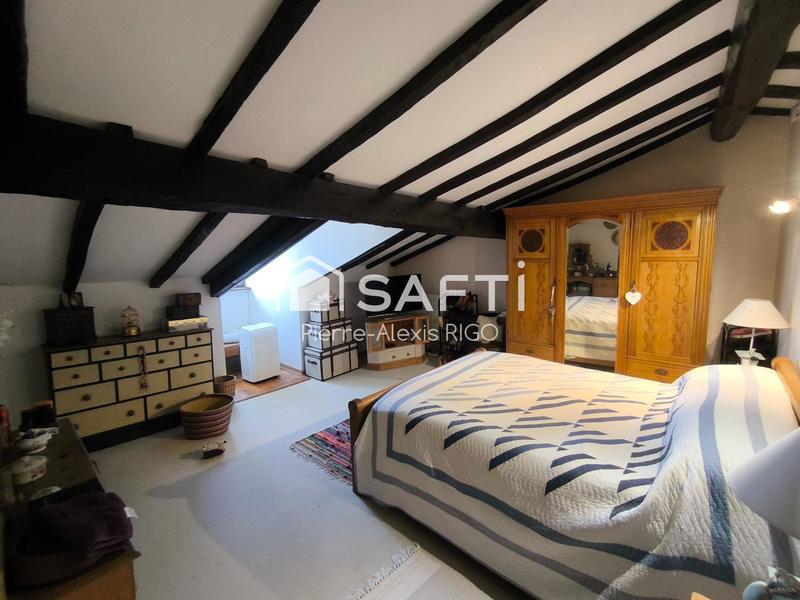 Maison - 314 m² - 11 pièces