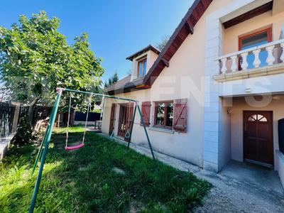 Maison - 118 m² - 5 pièces