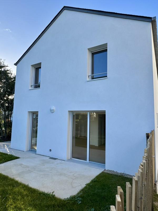 Maison - 103 m² - 4 pièces