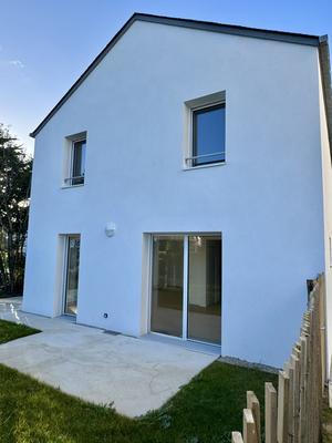 Maison - 103 m² - 4 pièces