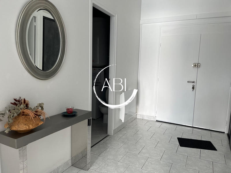 Appartement - 70 m² - 2 pièces