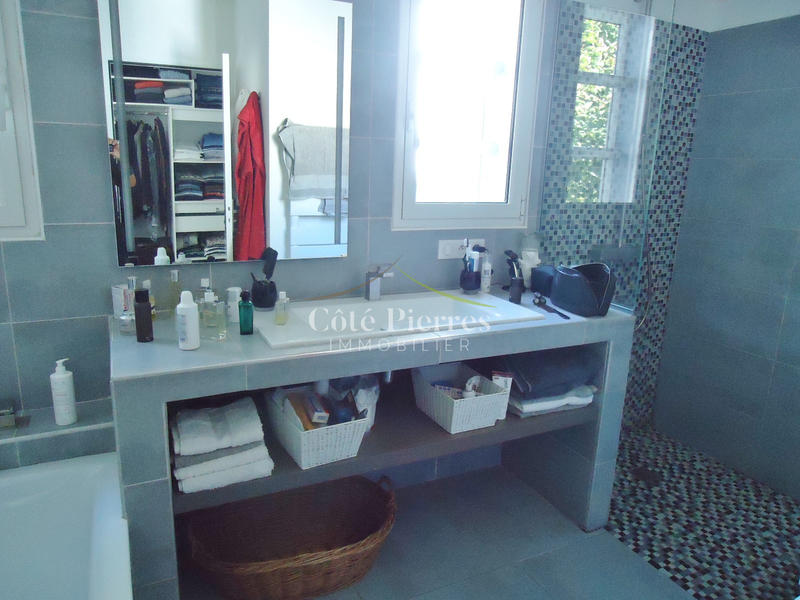 Villa - 166 m² - 5 pièces