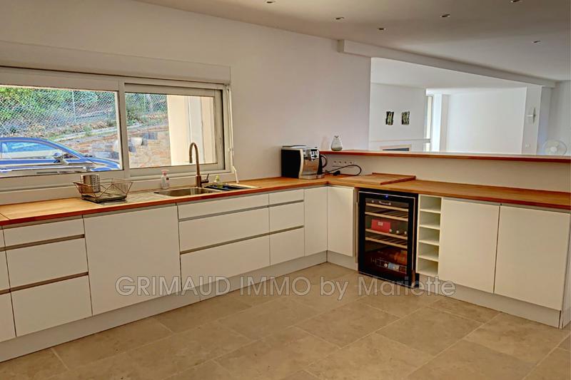 Appartement - 180 m² - 4 pièces