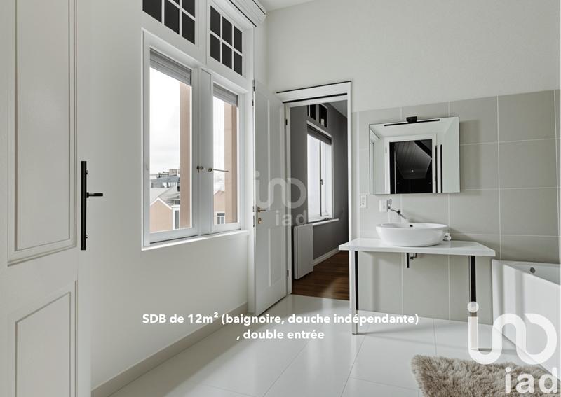 Maison - 407 m² - 12 pièces