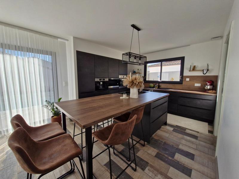 Maison - 125 m² - 5 pièces