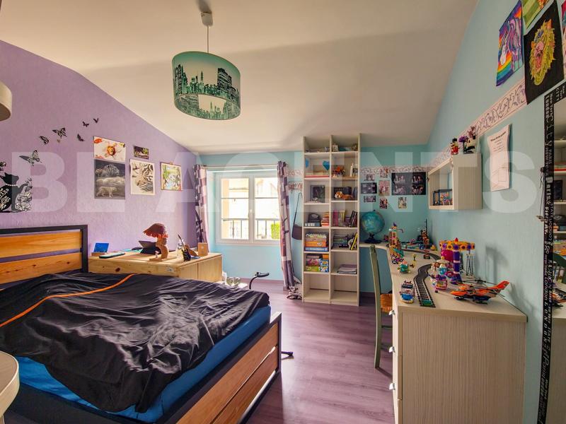 Maison - 160 m² - 5 pièces