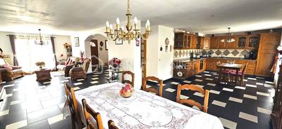 Maison - 170 m² - 7 pièces