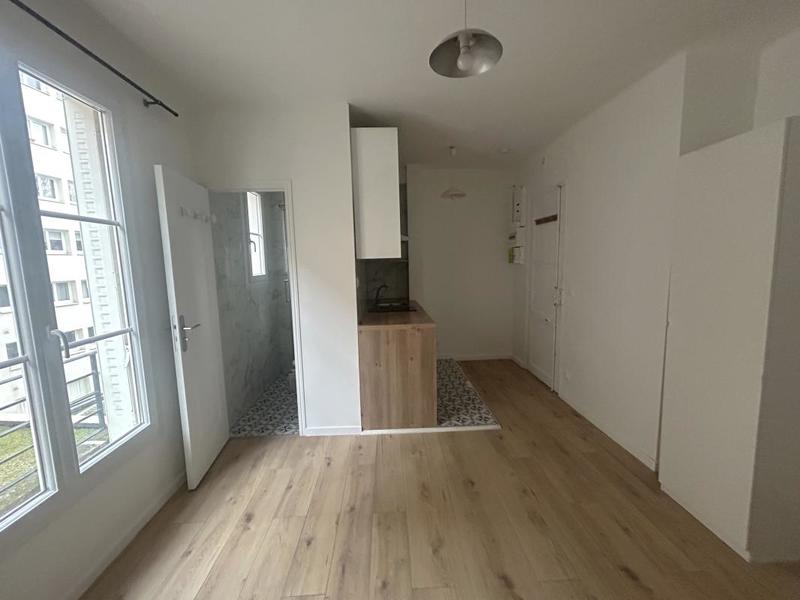 Studio - 17 m² - 2 pièces