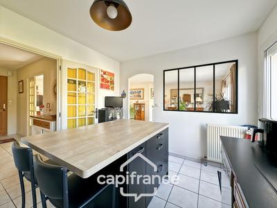 Maison - 103 m² - 4 pièces