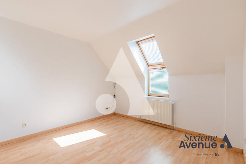 Maison - 195 m² - 6 pièces