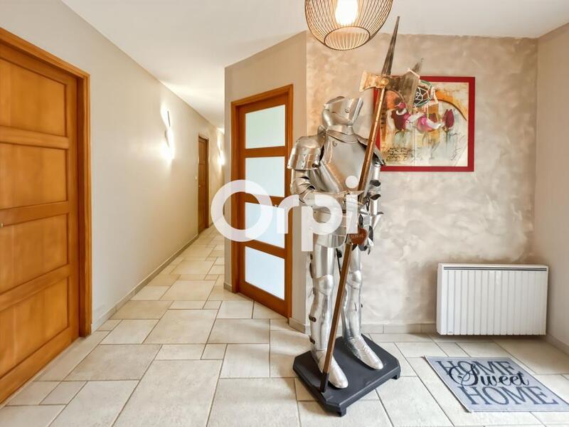 Propriété - 137 m² - 4 pièces