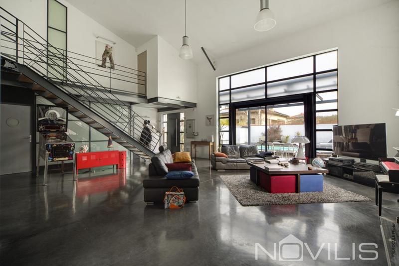 Maison - 210 m² - 5 pièces