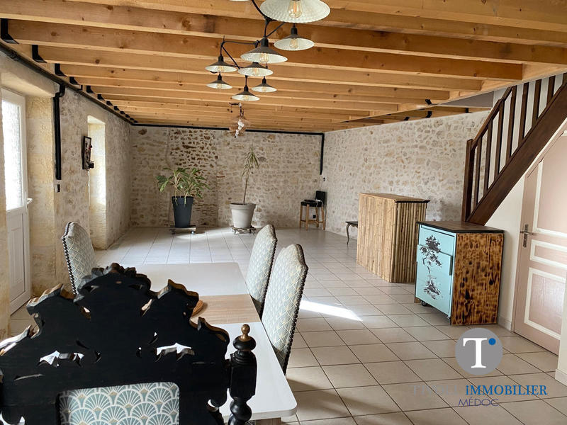 Maison - 206 m² - 6 pièces