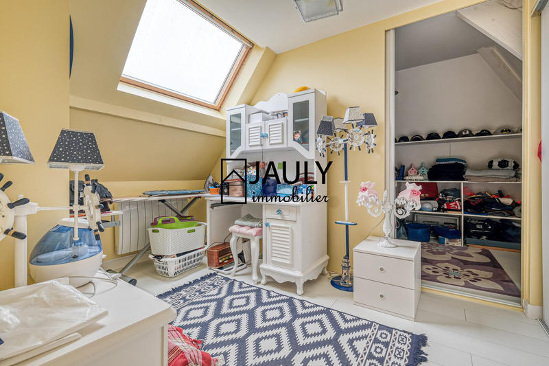 Maison - 340 m² - 10 pièces