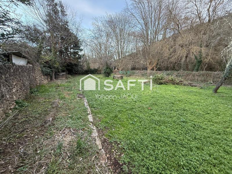 Maison - 242 m² - 10 pièces