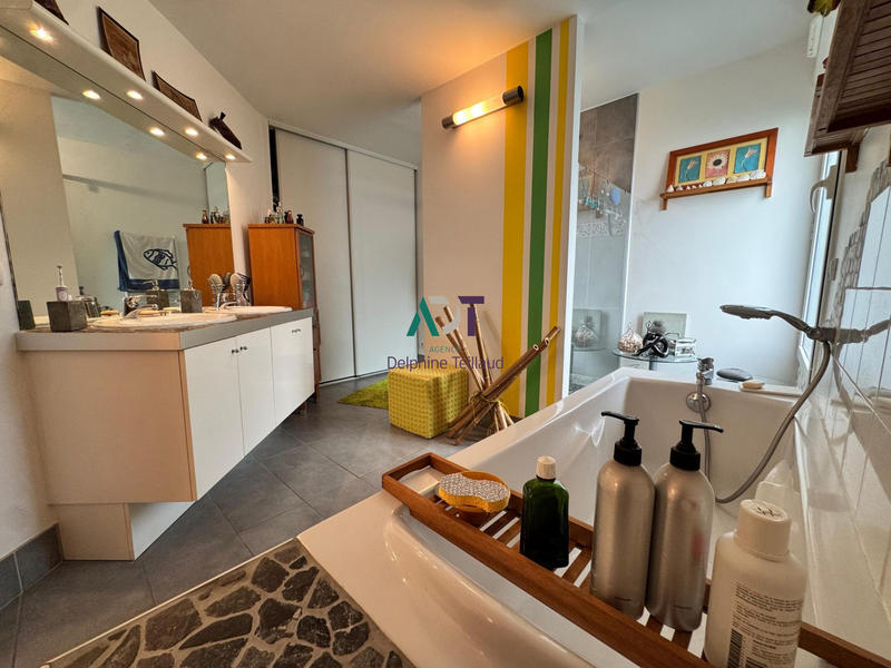 Appartement - 86 m² - 3 pièces