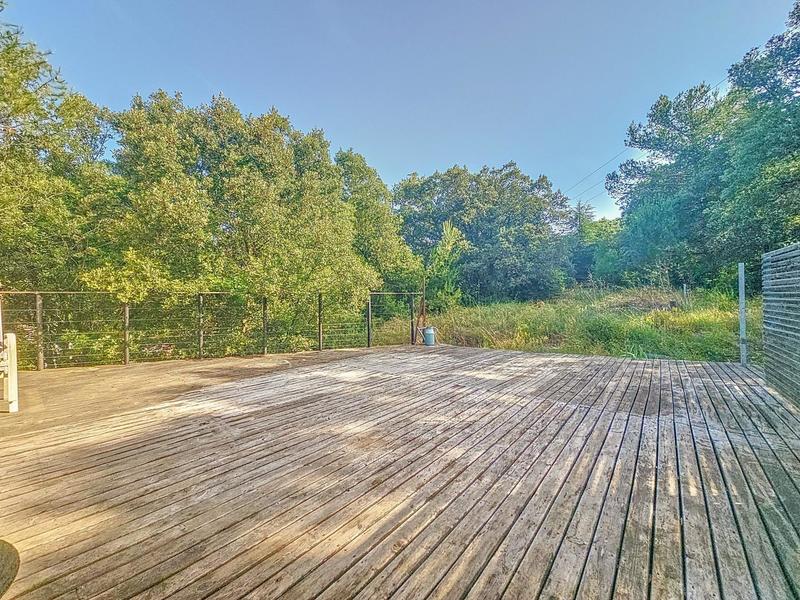 Maison - 260 m² - 9 pièces