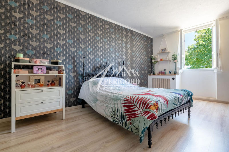 Maison ancienne - 217 m² - 8 pièces