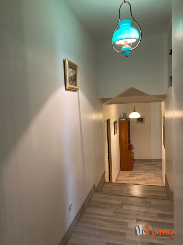 Maison ancienne - 151 m² - 7 pièces