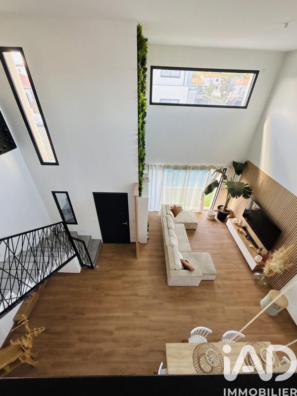 Maison - 135 m² - 5 pièces