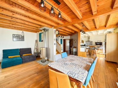 Maison - 177 m² - 6 pièces